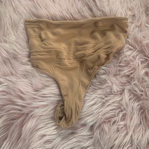 SKIMS core control thong